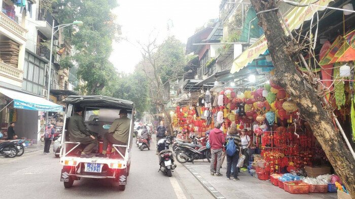 Lắp đặt camera để xử lý lấn chiếm vỉa hè: Liệu có khả thi?